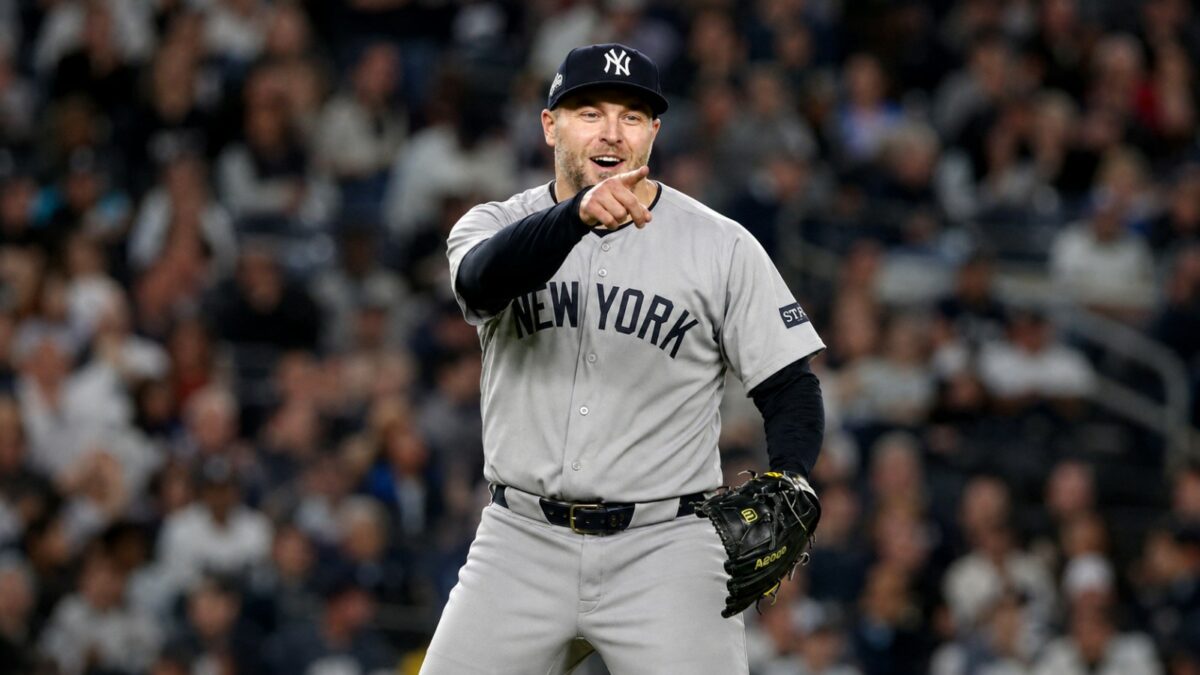 David Bednar reacts after his save in the Yankees' 4-2 win over the Nationals in Washington, D.C., July 11, 2026.